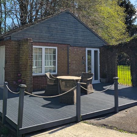 Grandwood House Lodges Chichester Dış mekan fotoğraf